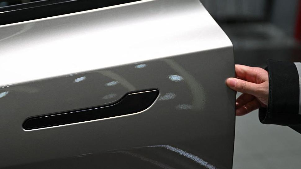 China’s Biggest Auto Recall: Nearly 3 Million Teslas Joined by 4 Million Cars Over Hidden Door Handles