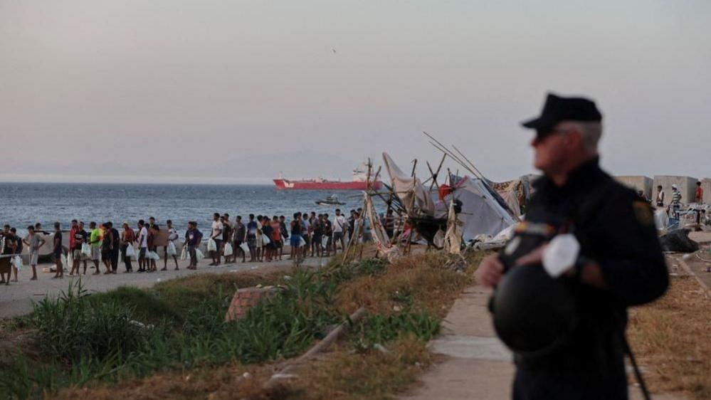 Spanish Intelligence Had Spied Mass Ceuta Crossing Before It Happened