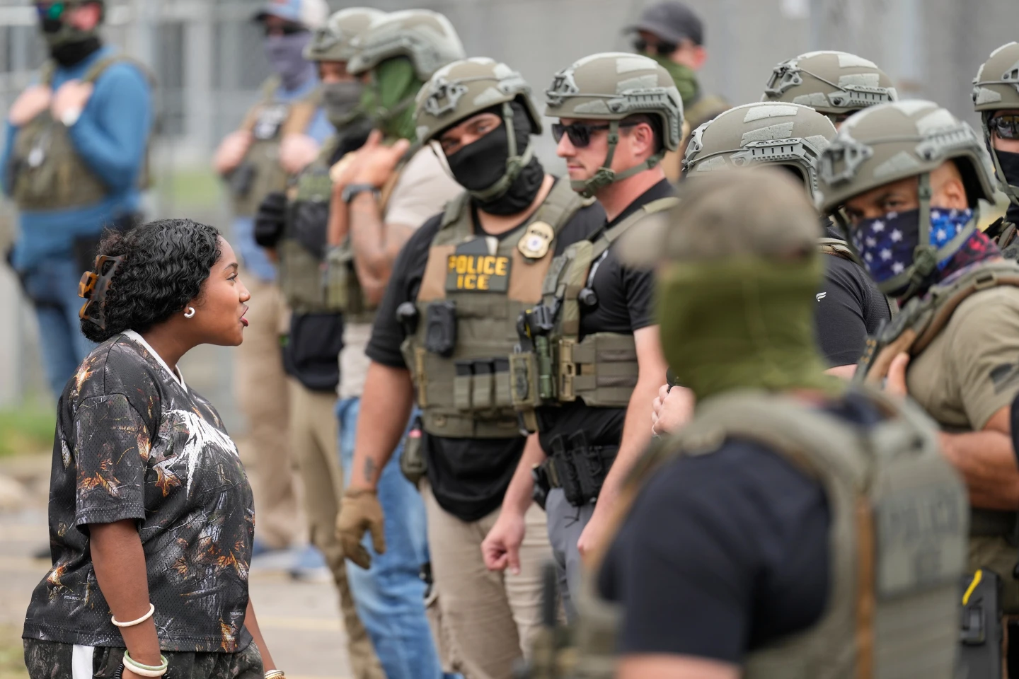 Democrats Take on Newark ICE Detention Center Amid Hunger-Strike Protest