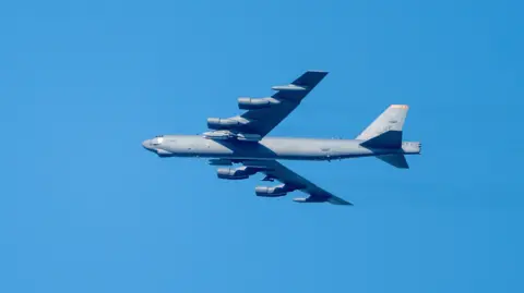 Eight US Air Force personnel die in B‑52 bomber crash at Edwards Base