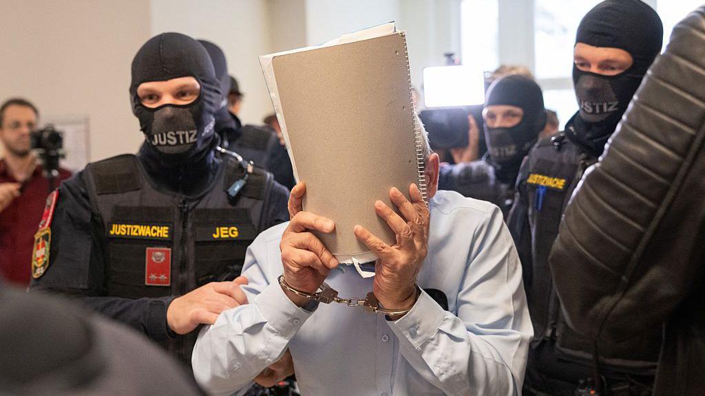 Former Syrian Intelligence Chief Sentenced for Torture in Austrian Court