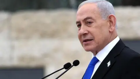 Israeli Prime Minister Benjamin Netanyahu Reveals Successful Treatment for Prostate Cancer