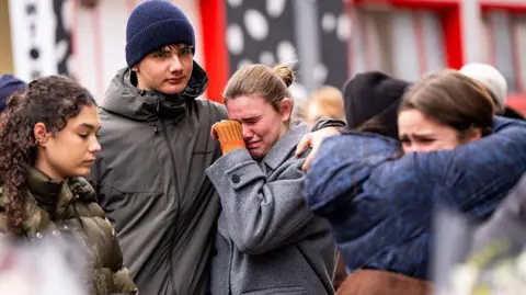 Investigation Launched Against Ski Resort Bar Managers Following Tragic Fire Incident