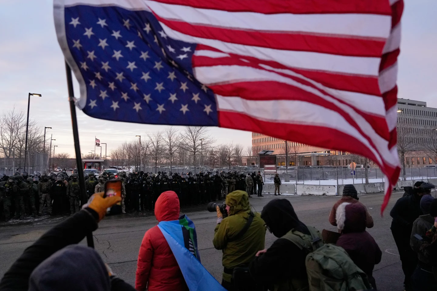 Pentagon Prepares 1,500 Troops for Possible Deployment Amid Immigration Protests
