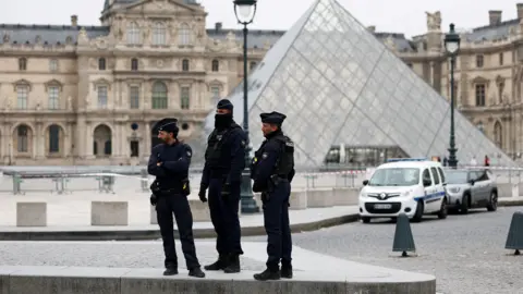 Arrests Made Following Louvre Jewel Heist