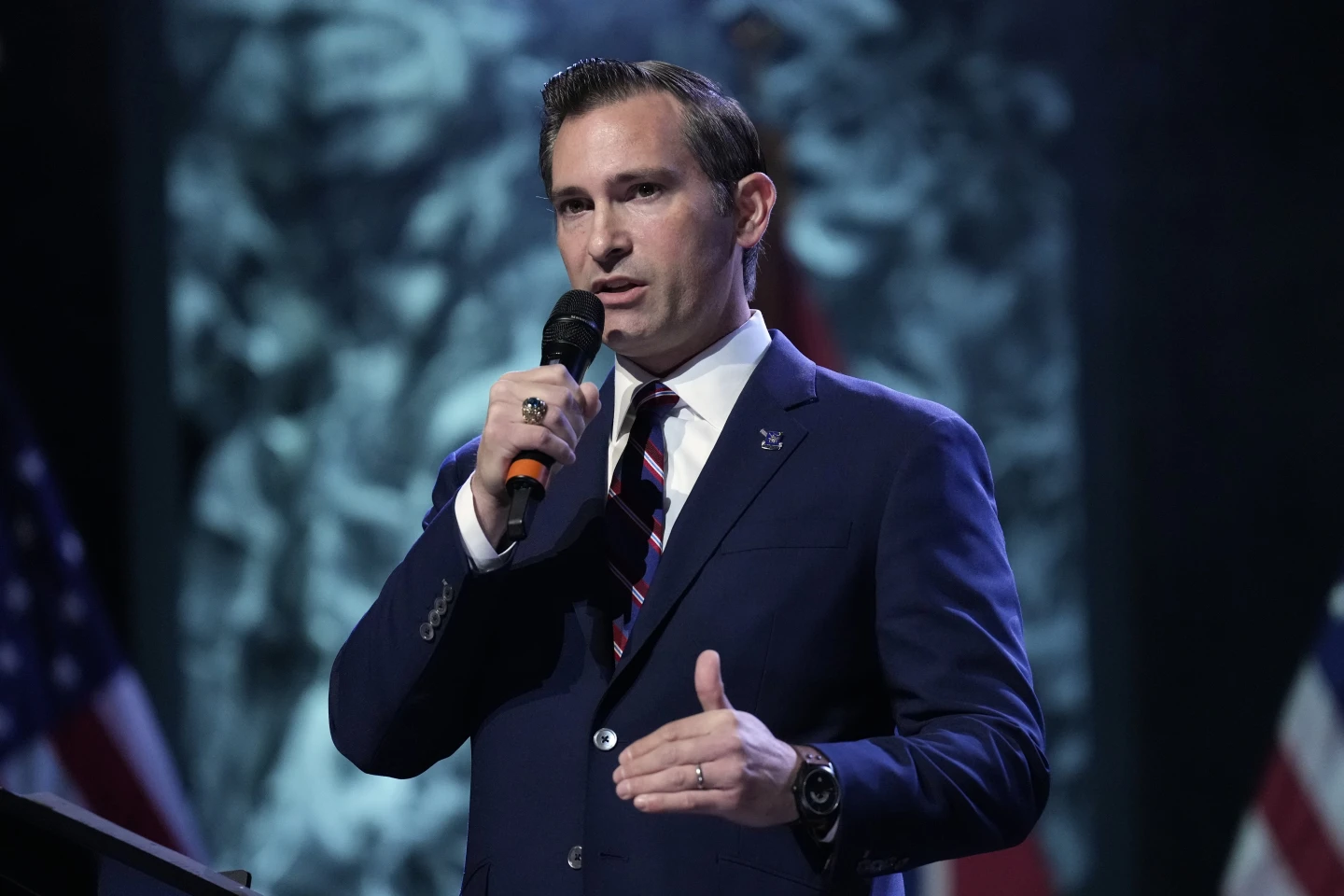 Matt Van Epps Triumphs in Tennessee GOP Primary with Trump’s Endorsement