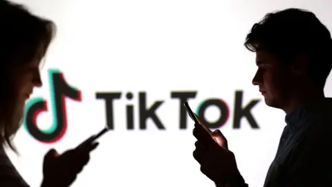 US and China Reach 'Framework' Agreement on TikTok Ownership Amid Deadline Pressure