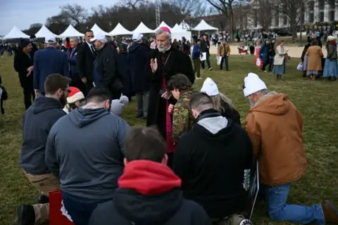 Trump's Tensions with Pope Leo XIV Impacting Conservative Catholic Support