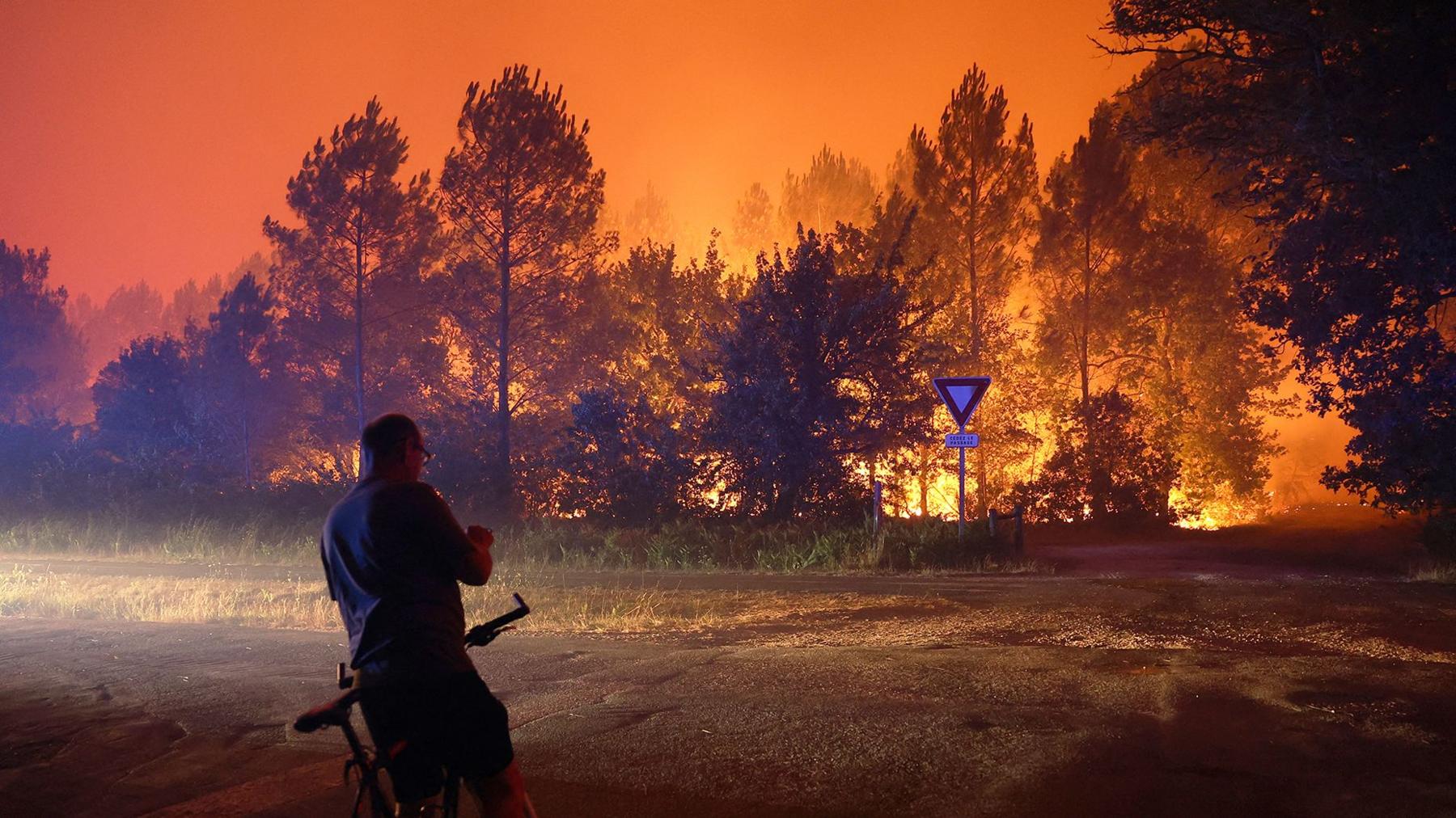 12,000 Evacuated as Wildfires Rage Across Southwestern France