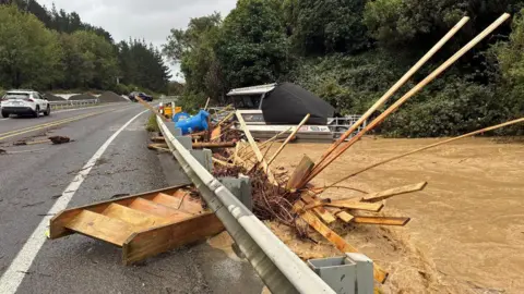 State of Emergency Declared in Wellington Amid Severe Flooding