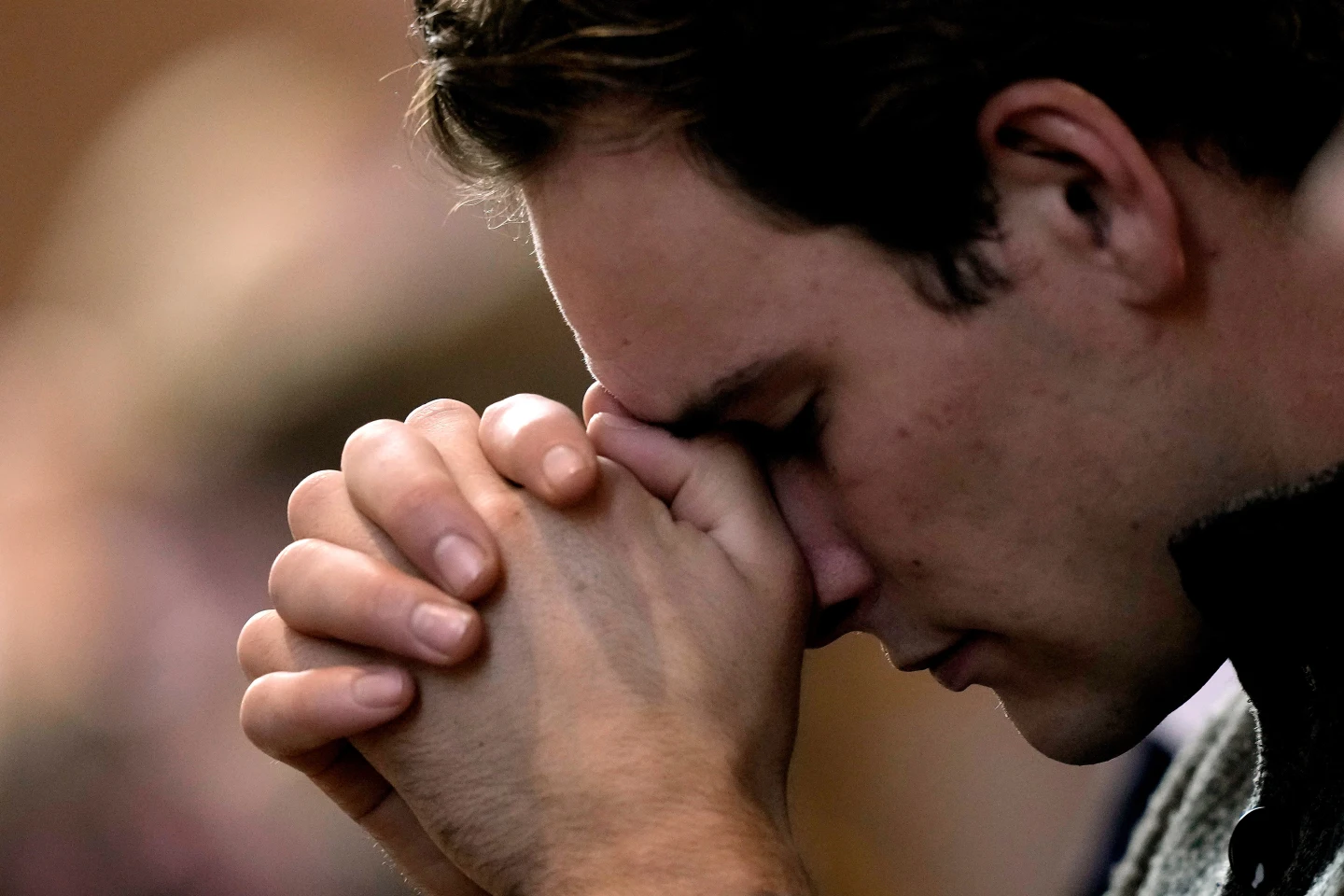 Young Men's Religiosity Surges, Overtakes Women for the First Time in 25 Years