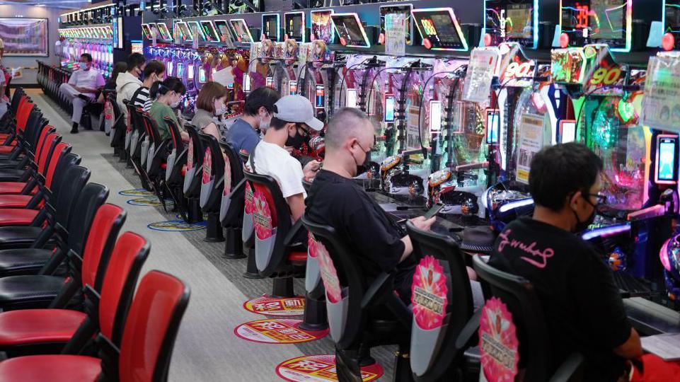 Japan Holds First Execution in Over a Year, Killing Five in 2009 Pachinko Fire
