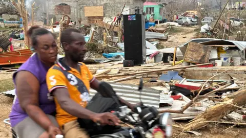 Jamaica's Devastation Continues: Aid Struggles Following Hurricane Melissa