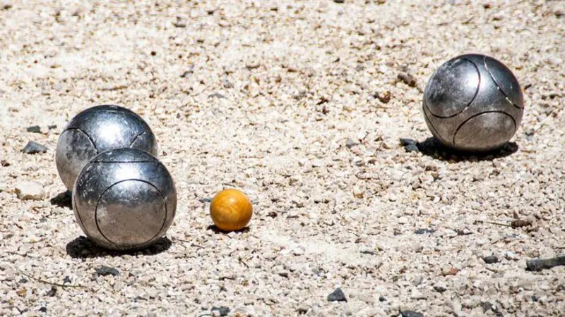 Petanque Player Dies After Metal Ball Strike During French Beach Game