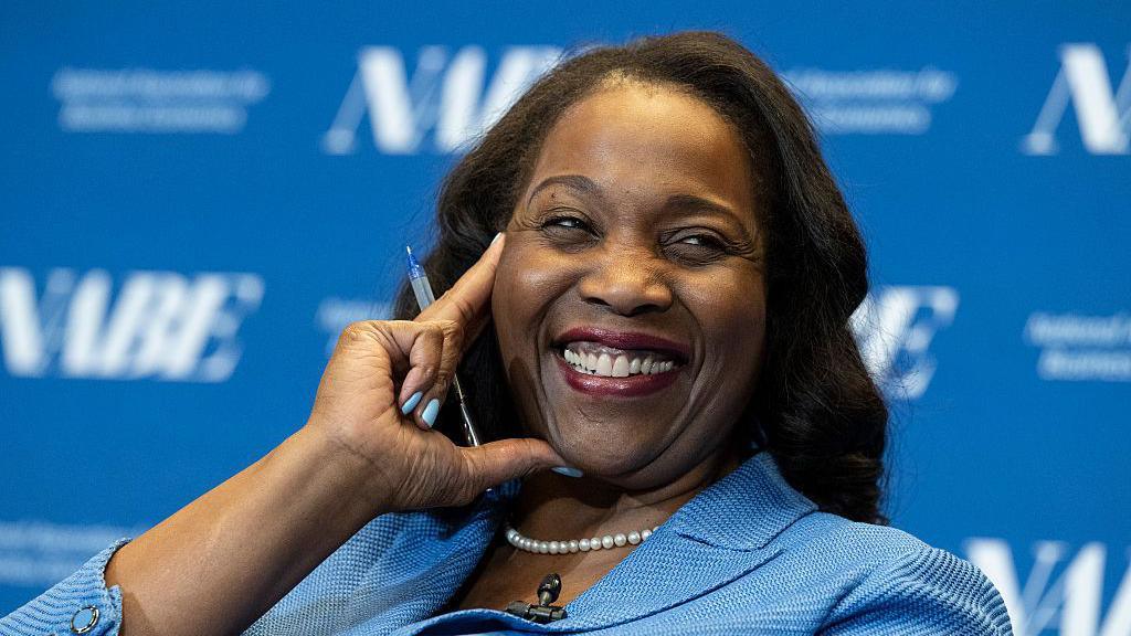 Supreme Court Blocks Trump’s Bid to Terminate Fed Governor Lisa Cook