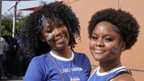 Cape Verde fans erupt in former Glory after draw with Spain