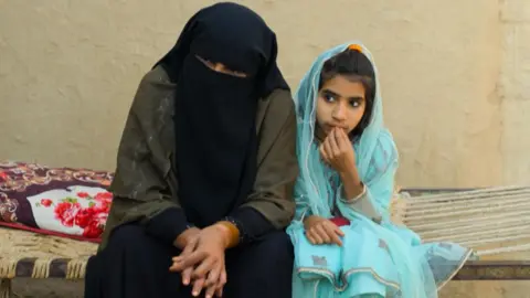 Unsafe Injection Practices Linked to Child HIV Outbreak in Pakistan Hospital