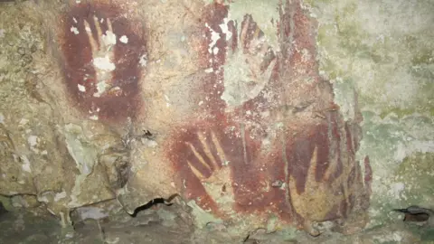 Ancient Hand Painting Discovered in Sulawesi May Reshape Understanding of Human Creativity