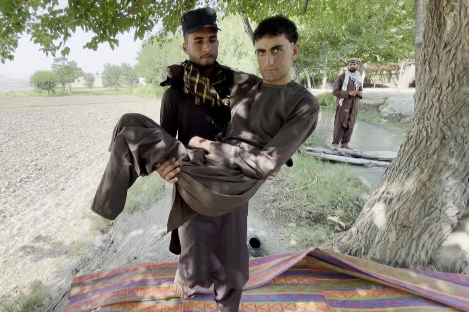 Icy Terror: Afghan Migrants Beaten by Turkish Guards Before Their Frostbite Departs