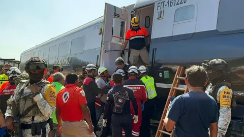 Tragic Train Derailment in Oaxaca Claims 13 Lives