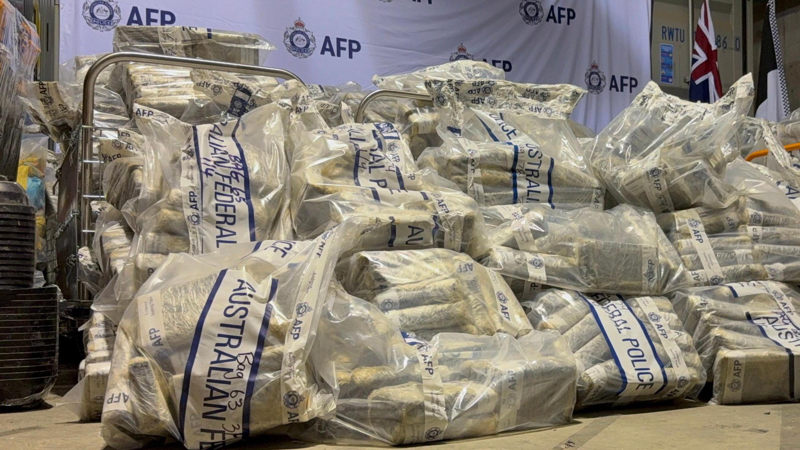 Australia's Biggest Cocaine Bust Seized 2.7 Tonnes From Underground Bunker in Sydney