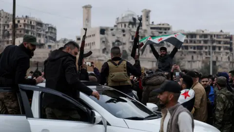 Final Kurdish Fighters Evacuate Aleppo Following Ceasefire Agreement