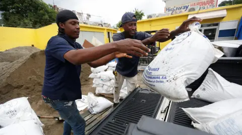 Hurricane Melissa: Jamaica Faces Potentially Record-Breaking Storm
